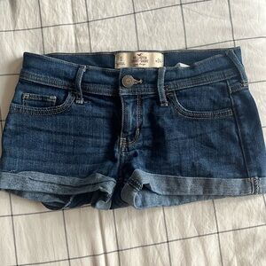 HOLLISTER Low Rise Shorts w24 size  0